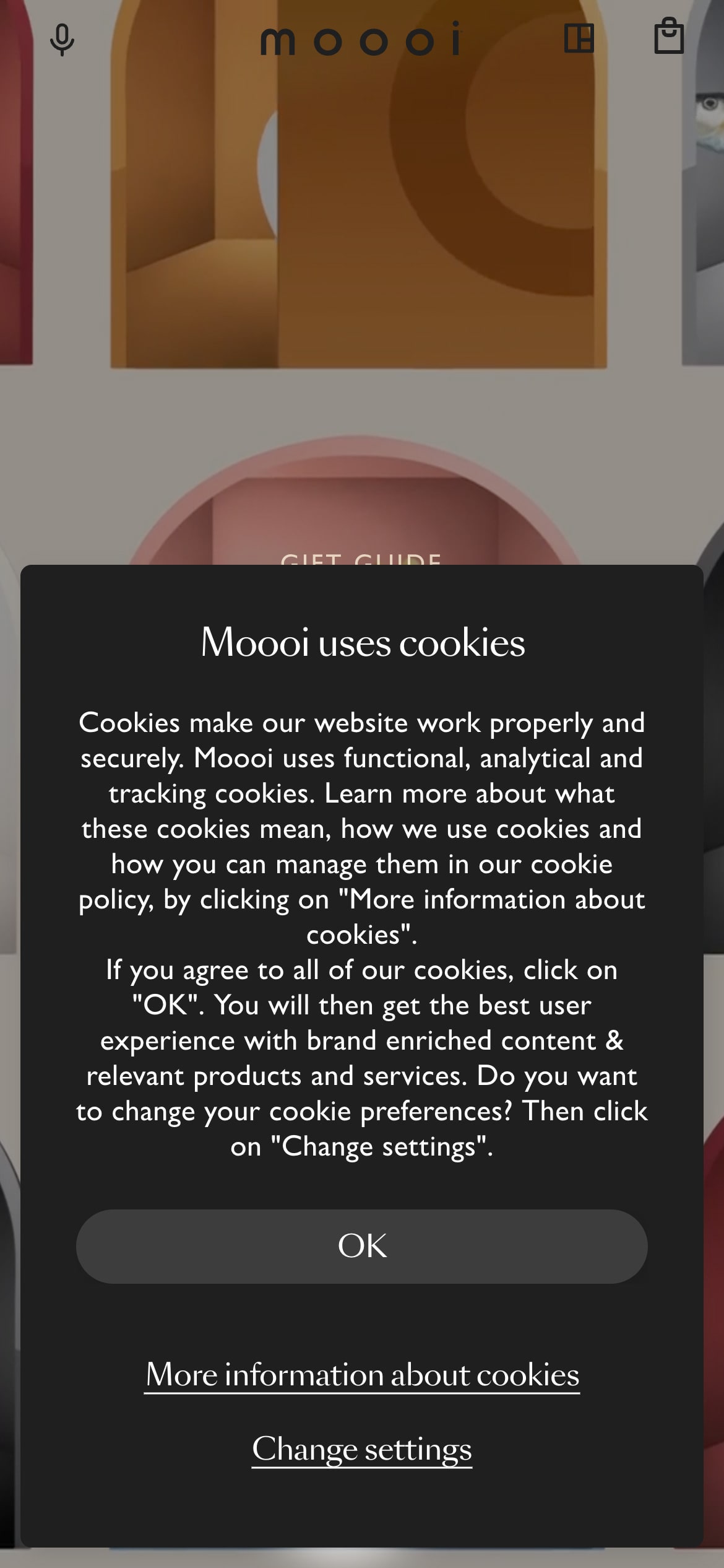 Responsive cookie consent box detailing Moooi's use of cookies with 'OK' and 'Change settings' buttons.